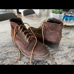Mens Frye Boot Size 10 1/2 Barely Worn